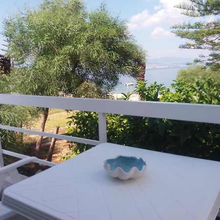 Per Mare Villa Loutra Oraias Elenis Dış mekan fotoğraf